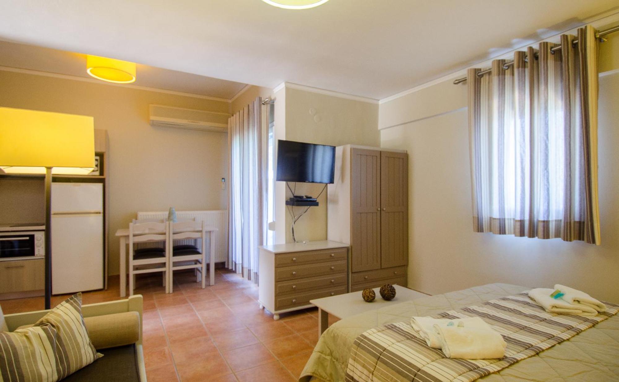 Plaka Studios Karfas Room photo